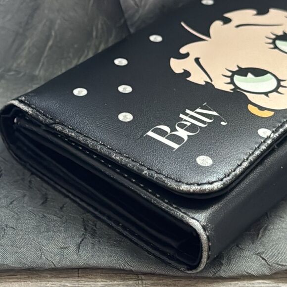 Betty Boop zip around wallet - Picture 4 of 8